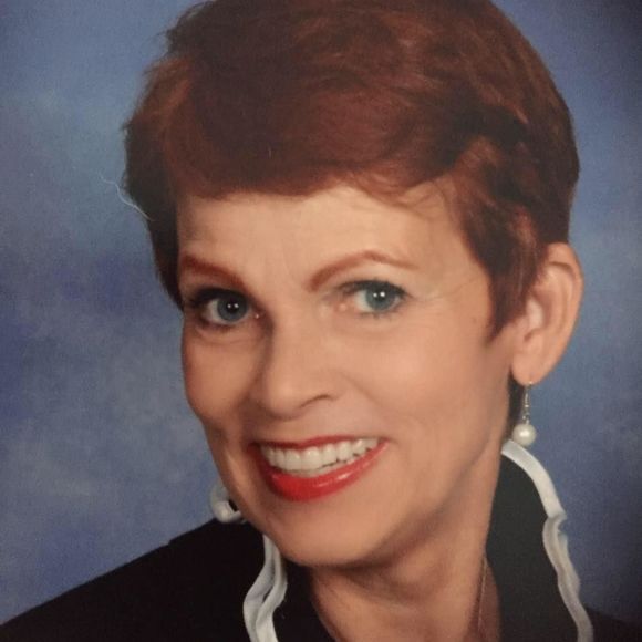 Meet your Posher, Nora - Picture 1 of 1